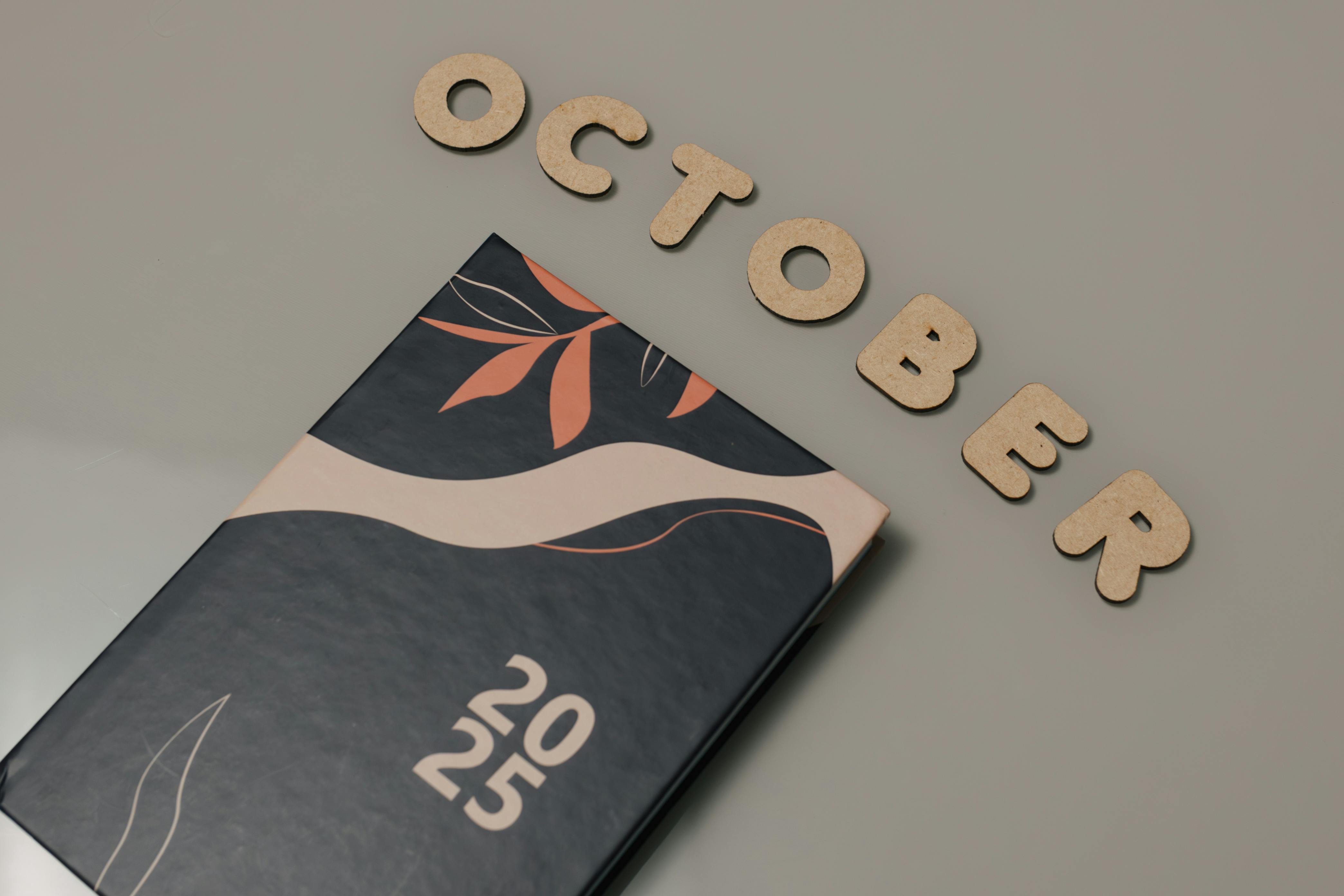 Лунный посевной календарь садовода и огородника на октябрь 2025 года