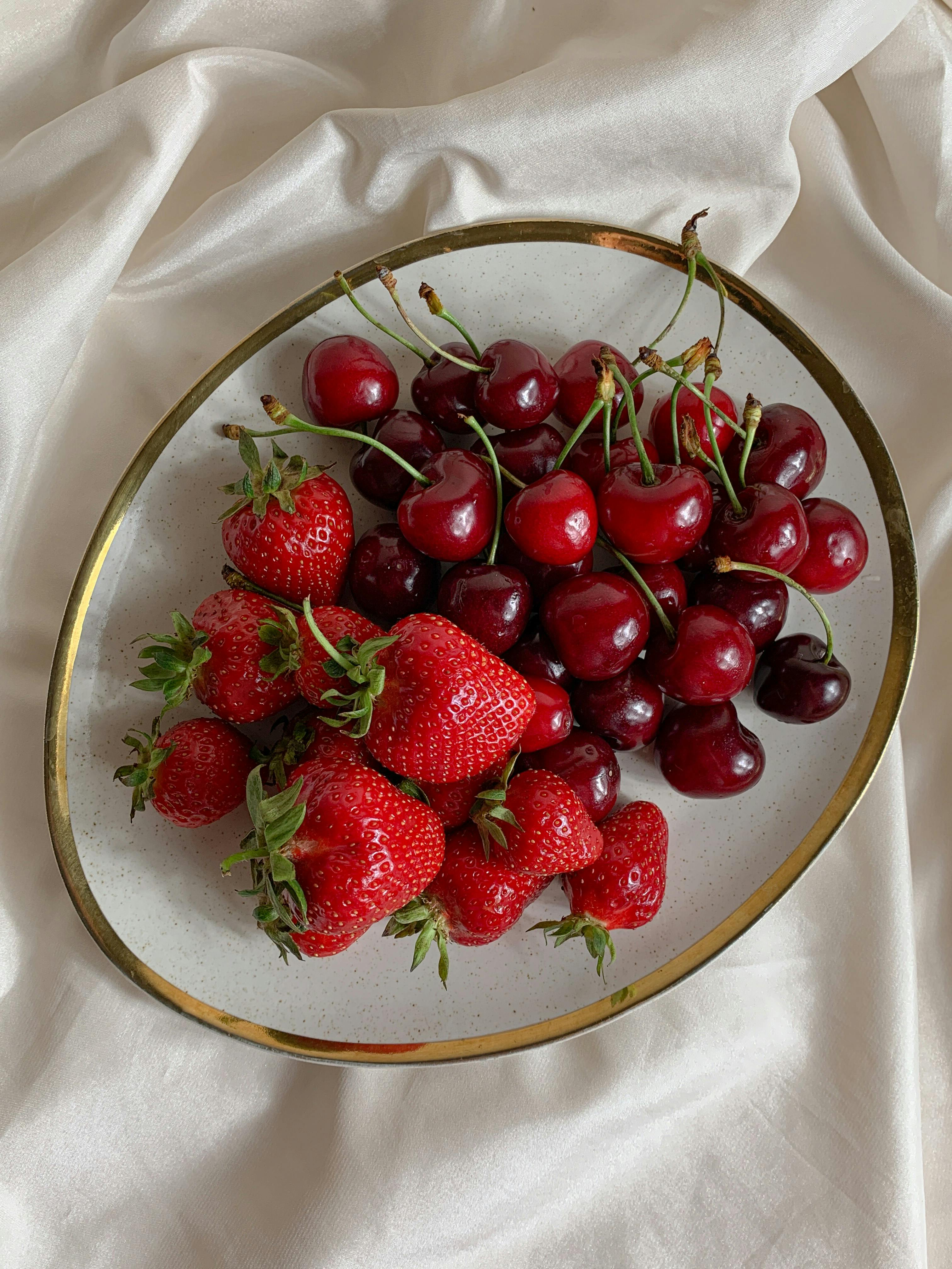 Какая высота у черешни?